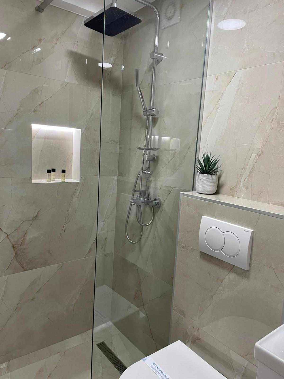 Galaxy Apartments 贝尔格莱德 外观 照片